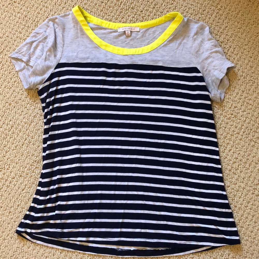Block stripe tee shirt
